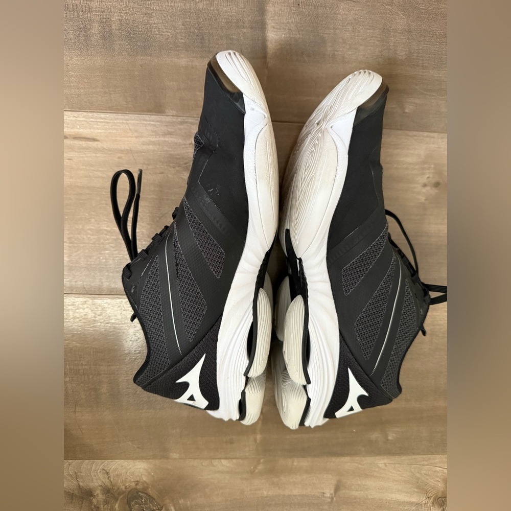 Mizuno Wave Lightning Z6 Volleyball Shoes Women 10 Black‎ White Low Top - Picture 11 of 16